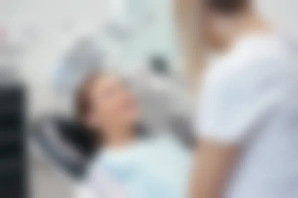 优惠价仅需600元起，轻松拥有健康美齿，上海珀珥口腔门诊部牙周治疗仅需800元起！