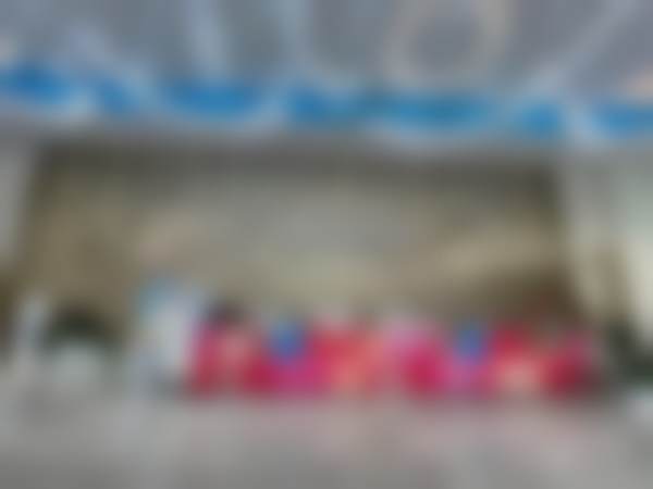 重庆星荣整形外科医院射极峰假体垫眉弓13800元起，优质材料+个性设计助你速变立体美人