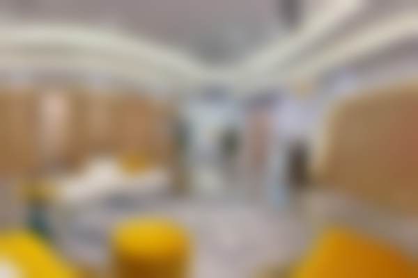 北京蕾士悦容医疗美容门诊部秦小鹏医生的临床实例多吗？