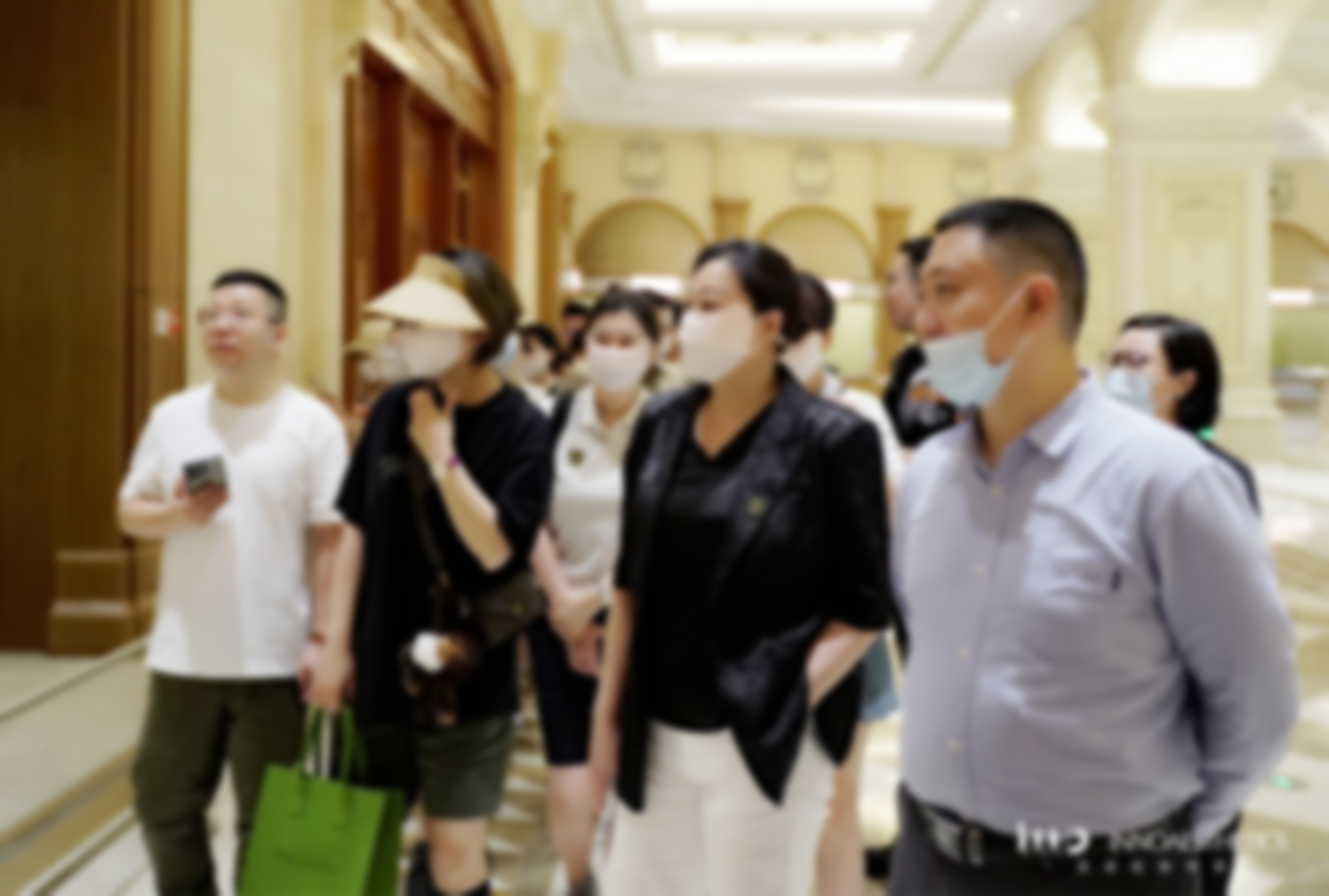 宁波鄞州拾壹逐光医疗美容诊所简介