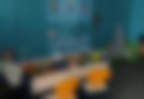 黄岛优美口腔门诊部儿童候诊区