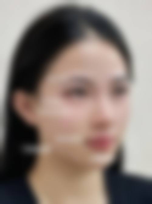 咸貞旭熟练掌握多样治疗项目