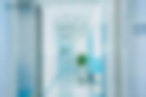成都高新英华眼科门诊部蔡司耐磨损睐光2.03DV配镜套餐仅1699元，千元镜框任选，魏静院长团队专业防控孩子近视加深