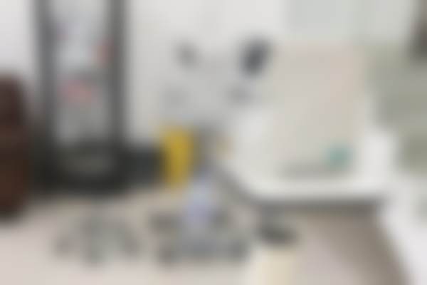 东莞爱尔海得视眼科诊所地理位置便于到院。
